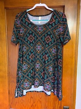 LulaRoe Small Perfect T Boho Diamond Print Short Sleeve Top - Black Multicolor